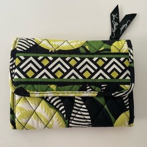 Vera Bradley La Neon Rose Euro Wallet Trifold Green Black Chartreuse Floral